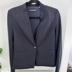 TAHARI navy blue blazer